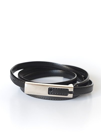 Accessories, Skinny Leather Belt, Black : Skinny Leather Belt, crafted from smooth leather is a pulled-together
addition to any outfit.  100% Leather 